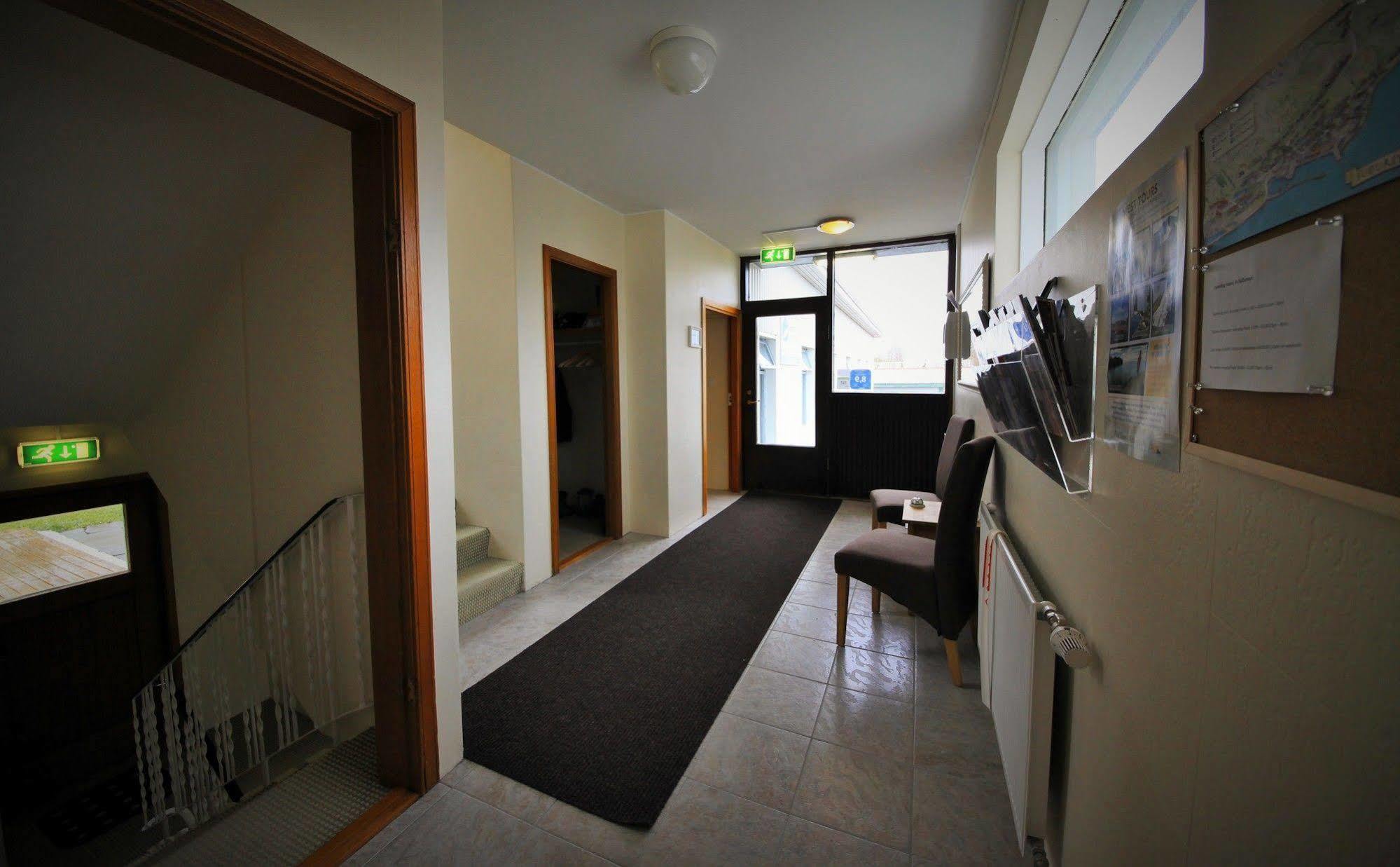 Comfy Guesthouse Westfjords Sudureyri エクステリア 写真
